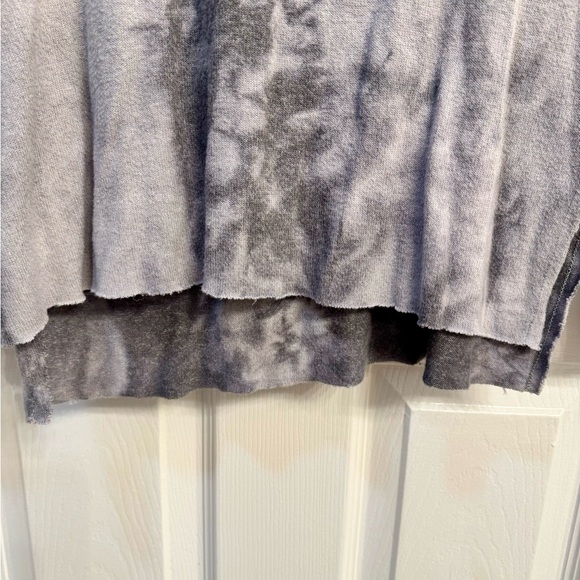 AE Soft & Sexy Plush Tie Dye Long Sleeve - Picture 4 of 4